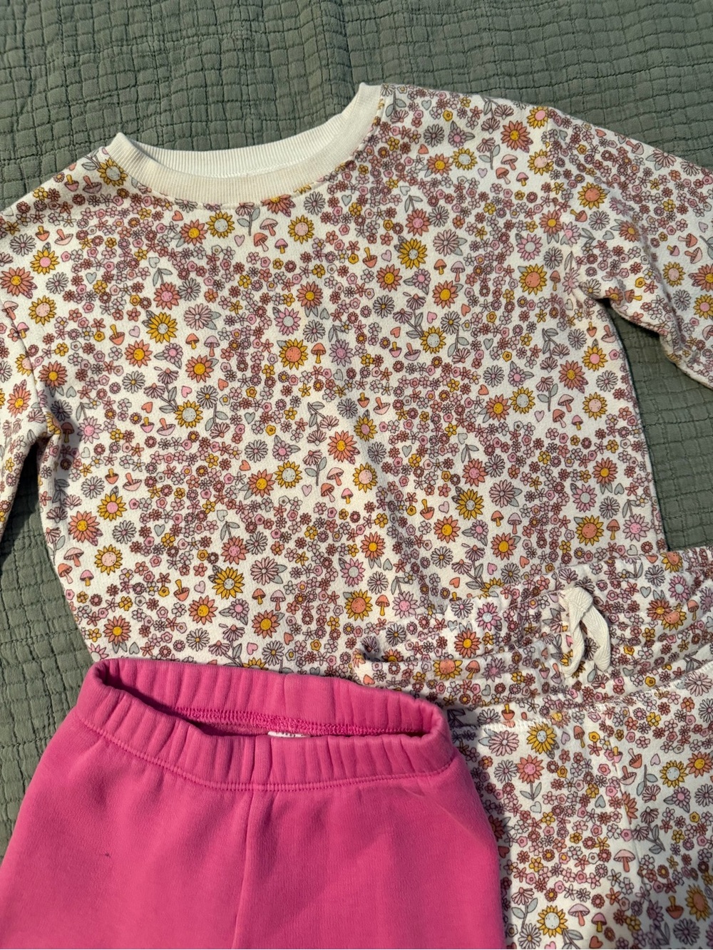Kids Floral/pink set 3T